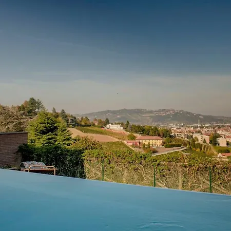 Holiday home Alba Centro Con Piscina La Collina In Citta Alba (Piedmont)