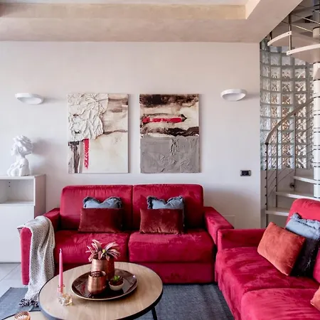Holiday home Alba Centro Con Piscina La Collina In Citta Alba (Piedmont)