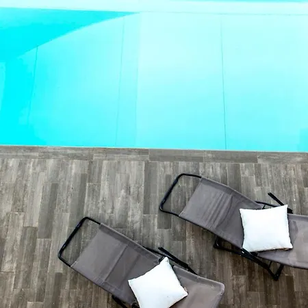 Alba Centro Con Piscina La Collina In Citta * Alba (Piedmont)