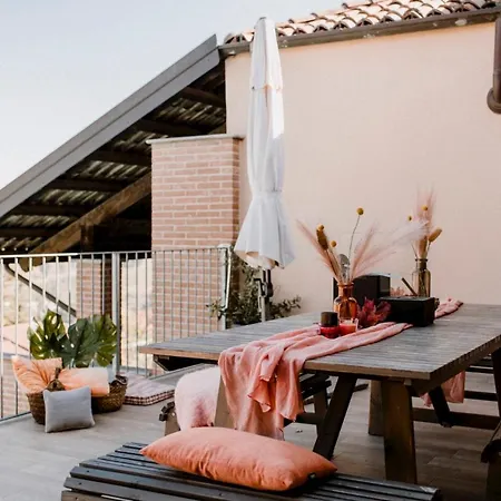 Alba Centro Con Piscina La Collina In Citta Holiday home *