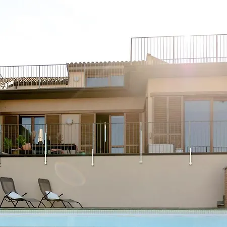 Alba Centro Con Piscina La Collina In Citta
