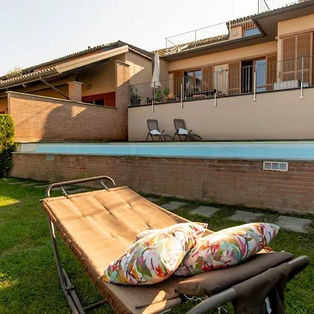Alba Centro Con Piscina La Collina In Citta * Alba (Piedmont)