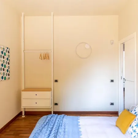 Дом отдыха Alba Centro Con Piscina La Collina In Citta