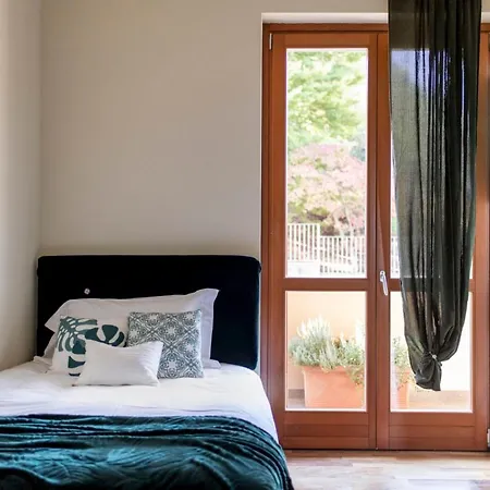 Alba Centro Con Piscina La Collina In Citta Holiday home *